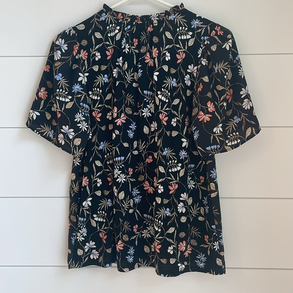 NWT, Loft top, size XS - Picture 5 of 6